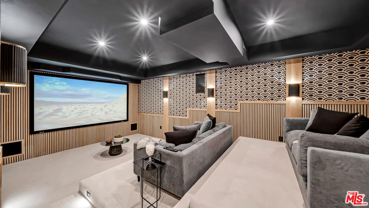 Stunning Calabasas Luxury Estate