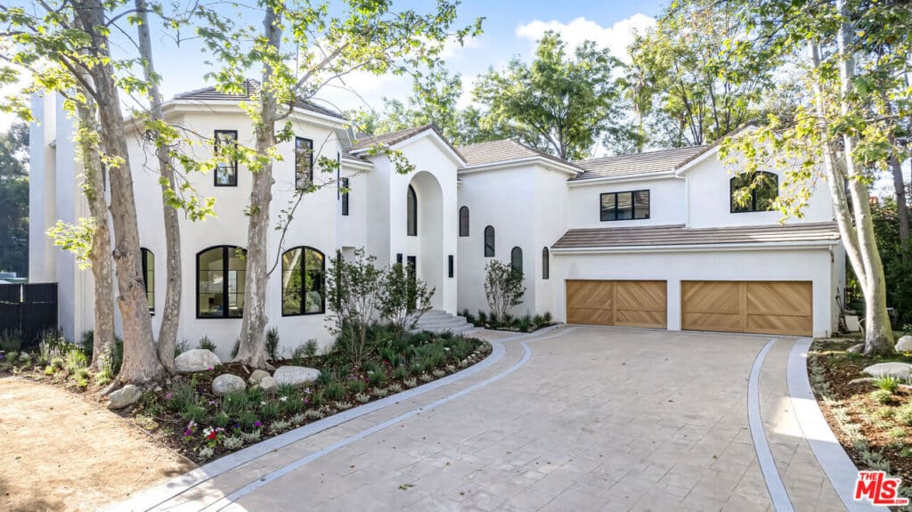 Stunning Calabasas Luxury Estate