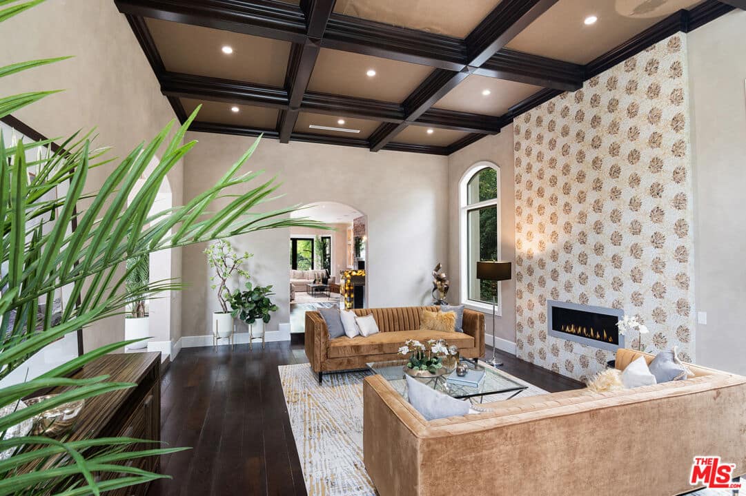 Spectacular Calabasas Pool Residence