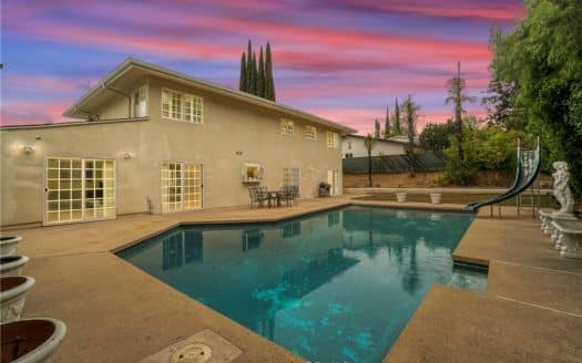Dream Pool Home in Calabasas