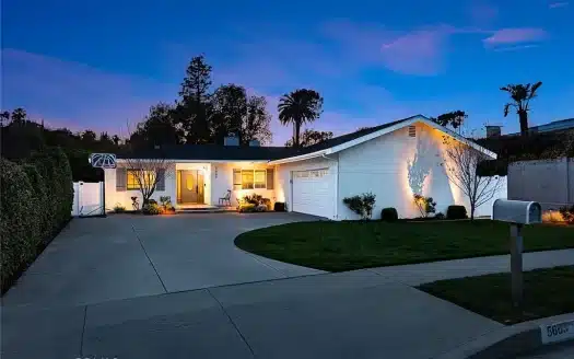 5663 Ramara Ave, Woodland Hills, CA 91367