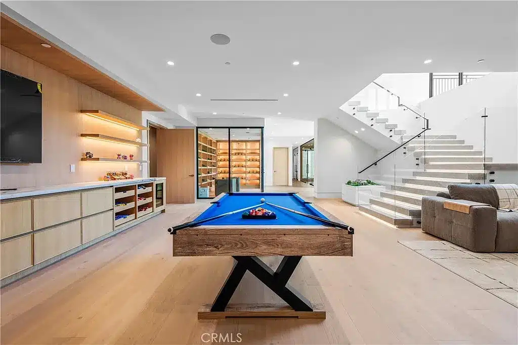 Modern luxury homes Hidden Hills