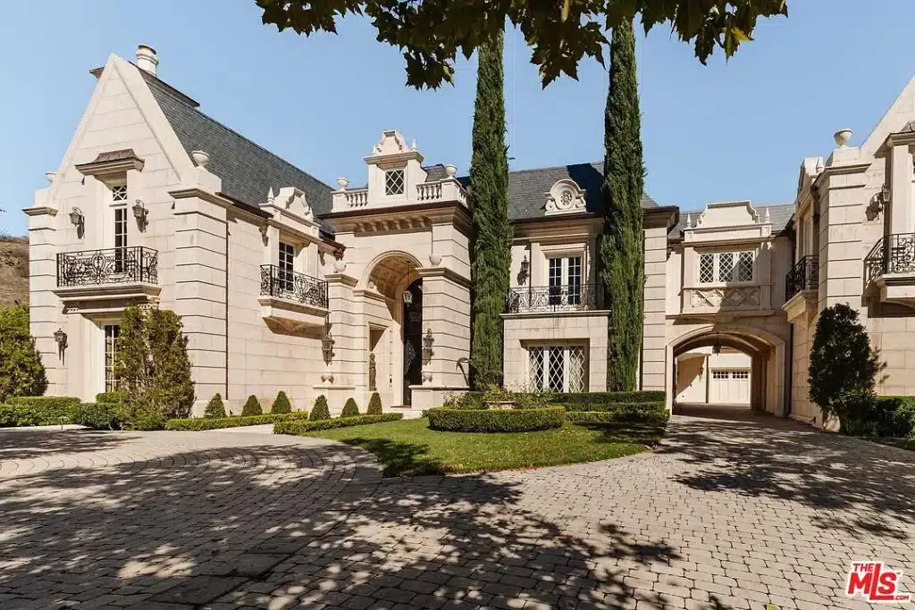 The Oaks Calabasas homes